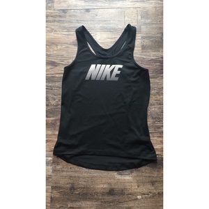Nike tank top (women’s medium)